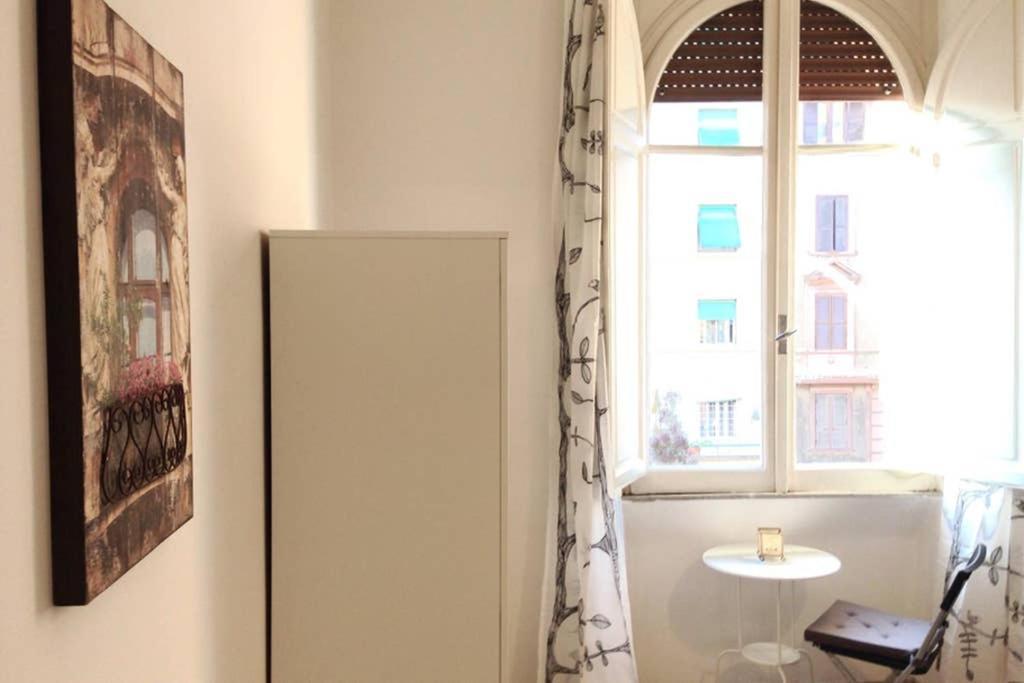 In The Center Of Rome Apartment Bagian luar foto